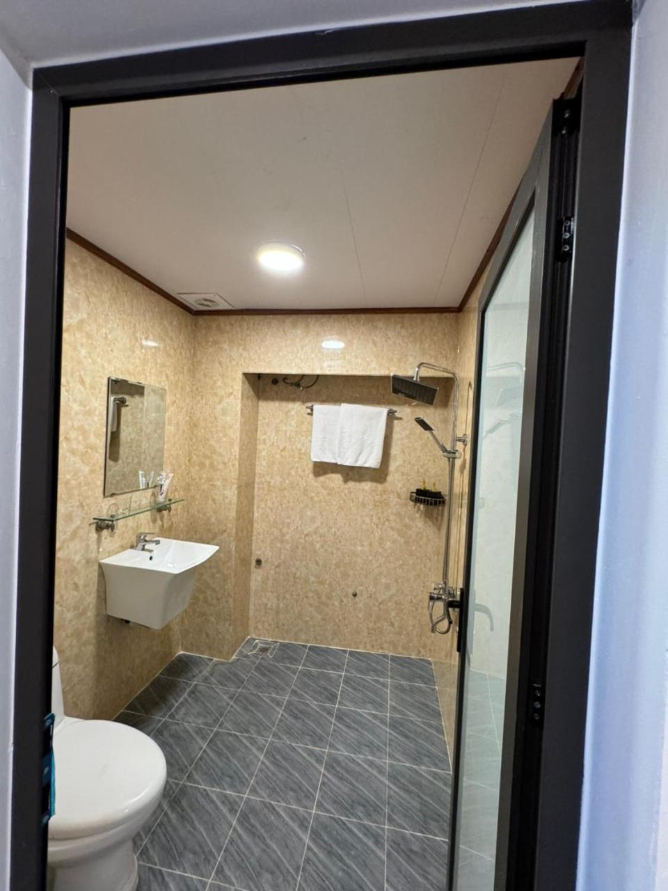 Hanoi Rose Flower Hotel & Spa Екстериор снимка